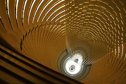 Yellow spiral - Copyright (C) 2008 Yves Roumazeilles